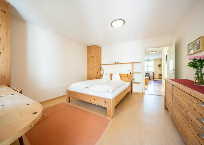 2205 Schoen Eingerichtete Mit Stilvollem Flair Apartman Vulpera